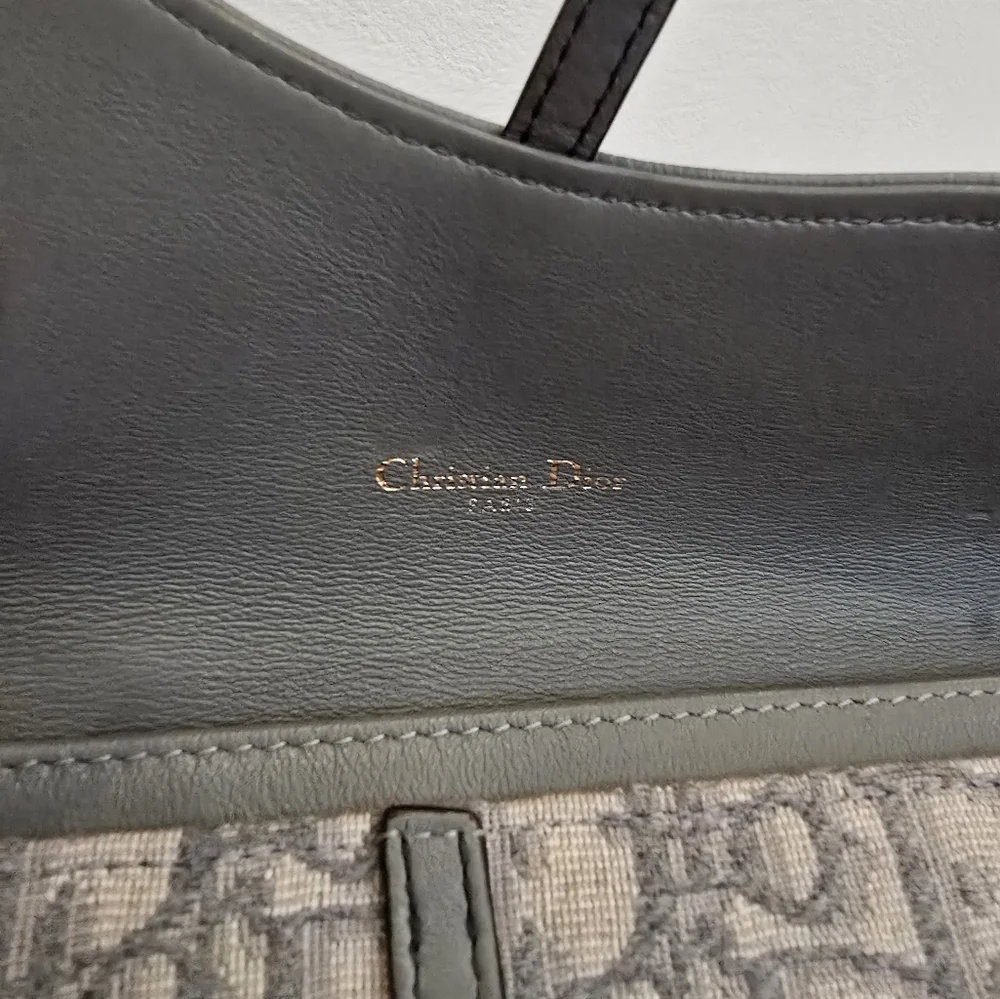 Dior Gray Saddle Crossbody Bag - Picture 8 of 13